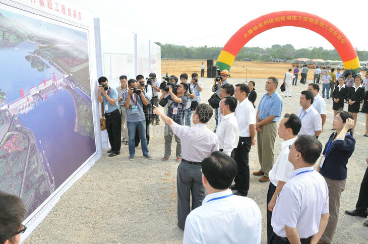 ���ٍ{ˮ���м~���lʩ��ǰ�ڻ��A���̆��ӕ�