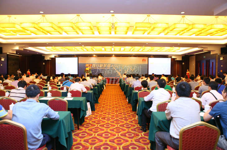 2014�A����I�I���ń�ICT�Ї����ό�վ